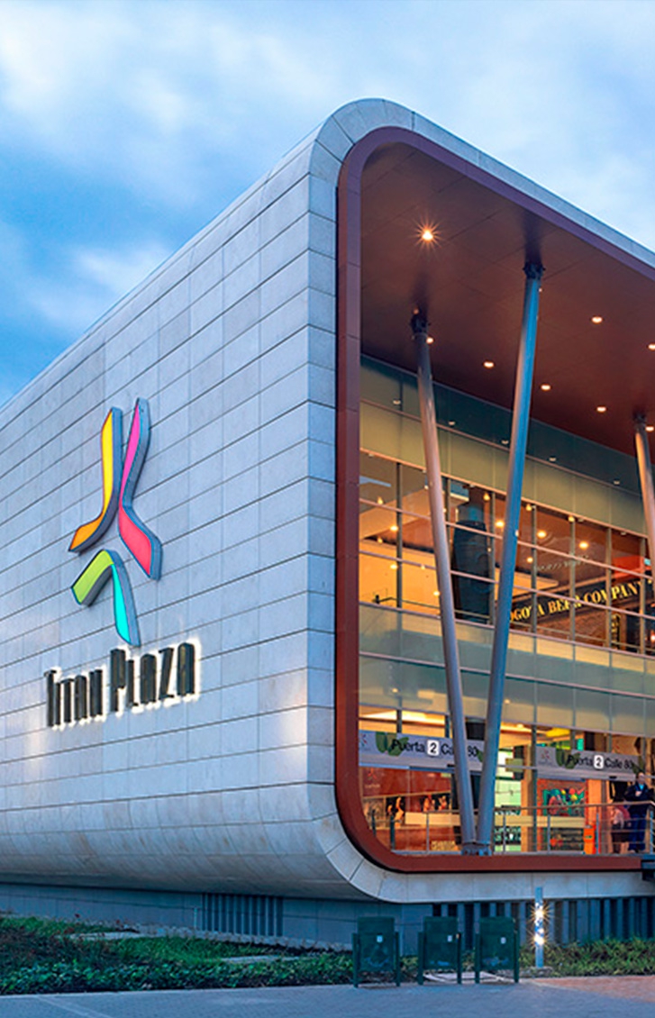 Titán Centro Comercial